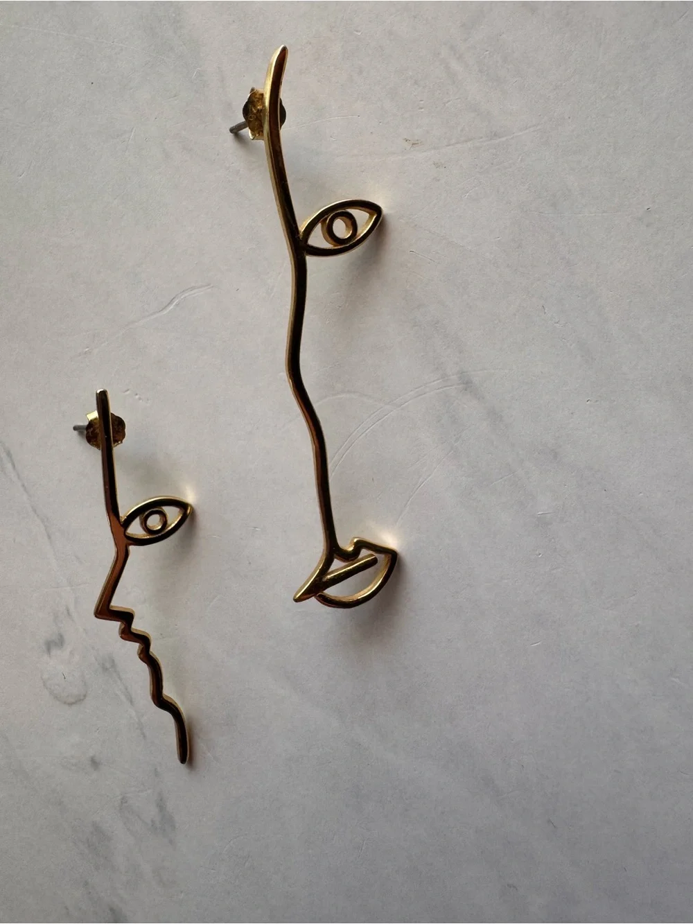 Gold Tone Abstract Face Outline Stud Earrings Metal Butterfly Back No Stone